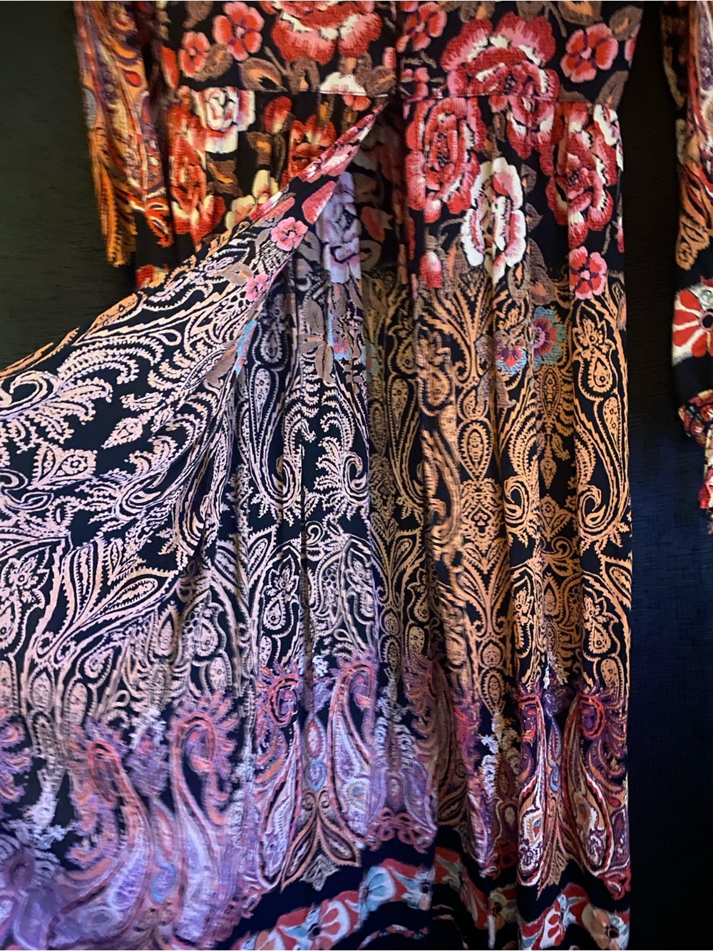 Angie - Floral Paisley Long Sleeve Maxi Duster size medium - Picture 3 of 8